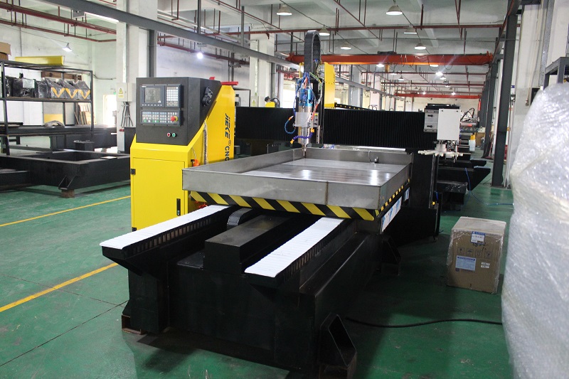 购买铝板雕刻机 我有几点小建议