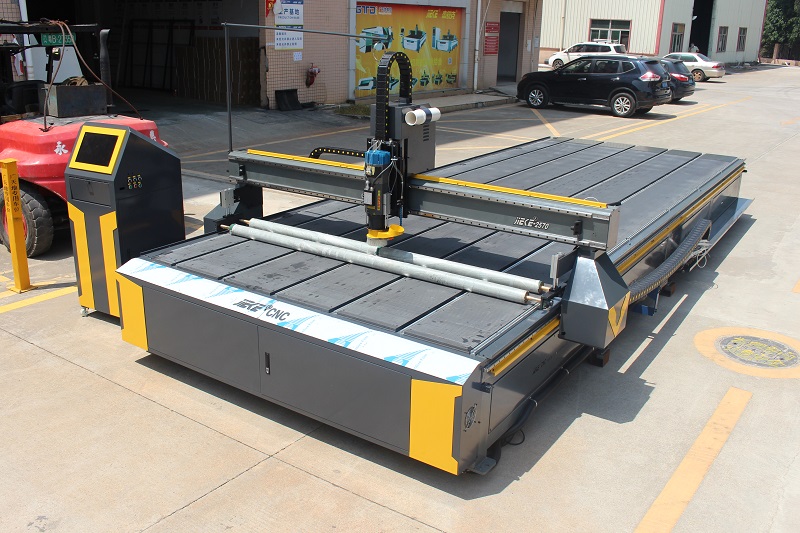 PA电子数控教您正确保养铝板雕刻机